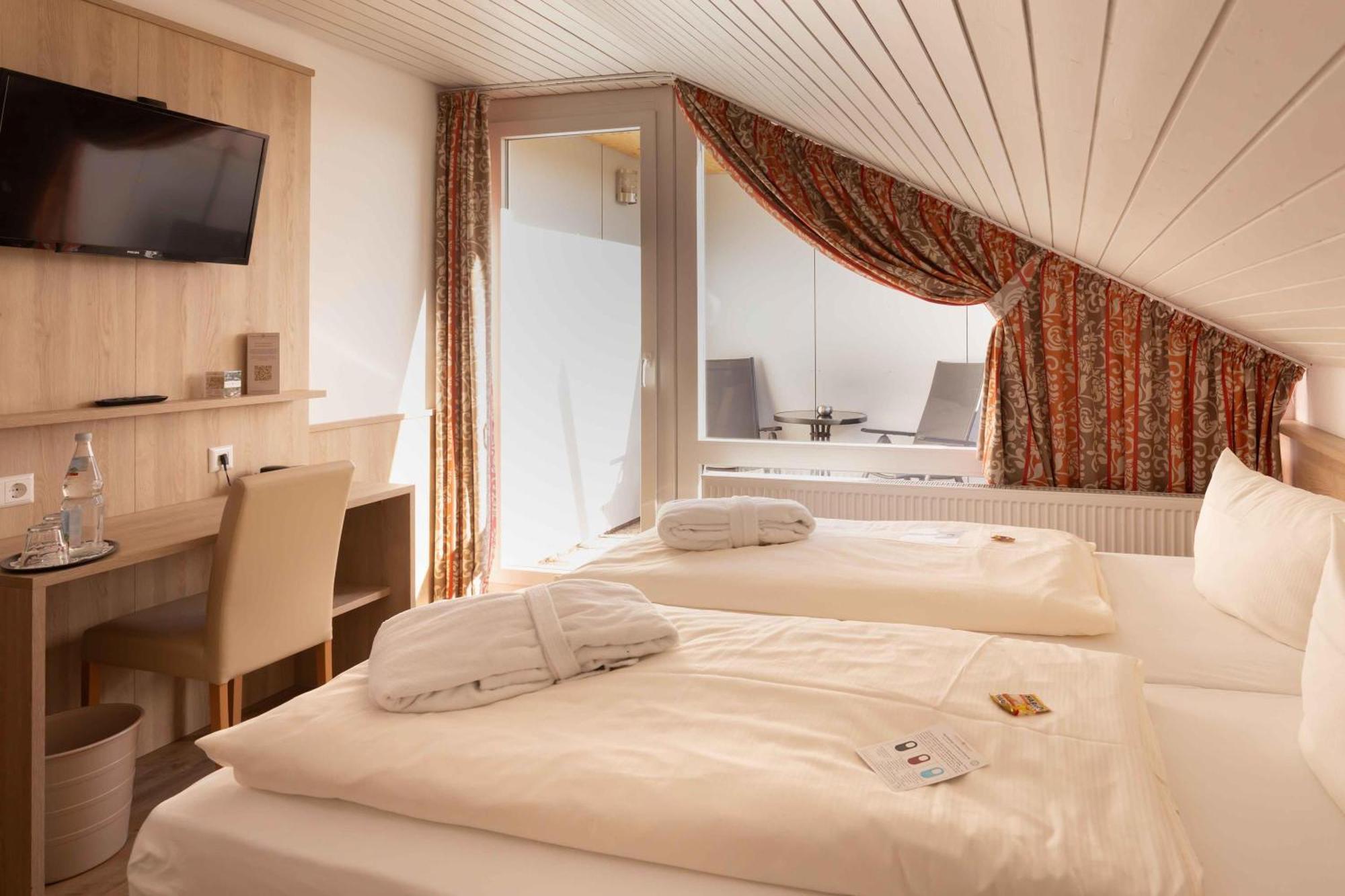 Wellnesshotel Sonnenhof & Sonnhalde 3*